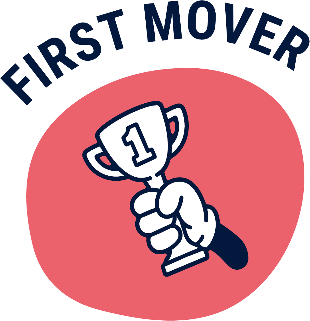Mutmacher Pioniere Icon "Hand mit Pokal", auf dem eine eins steht, auf rotem Hintergrund. Im Halbkreis über dem Icon steht "First Mover" in blau