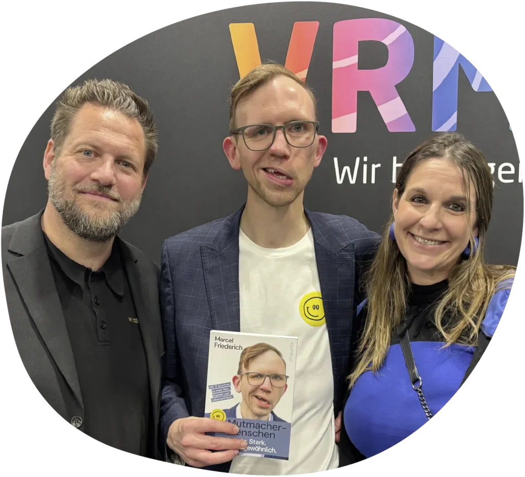 Mutmacher Pionier Marcel Friederich (mitte) mit den Weinstürmer Gründern Stefan Immesberger (links) und Sandra Immesberger (rechts